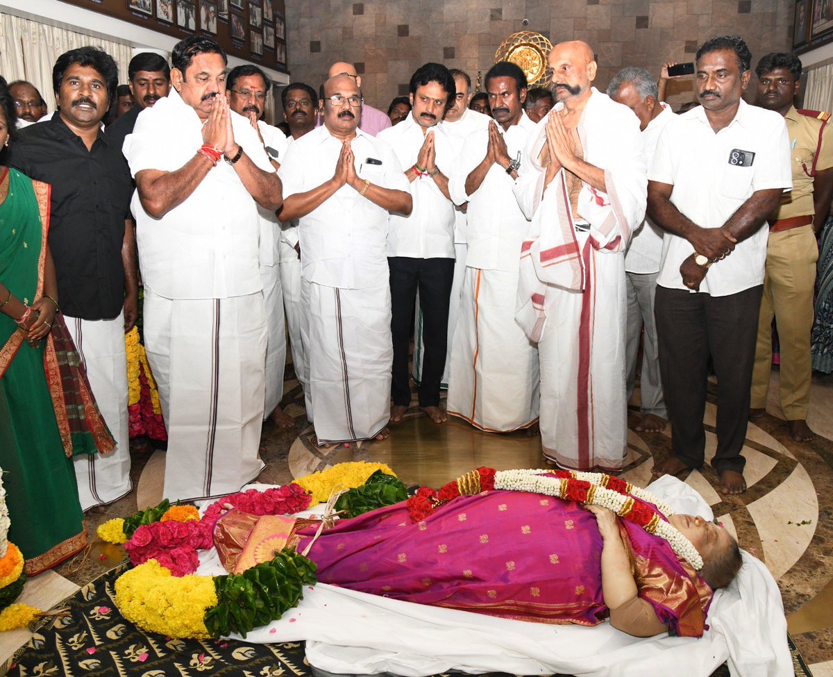 AIADMK - SayYesToWomenSafety&AIADMK tweet media