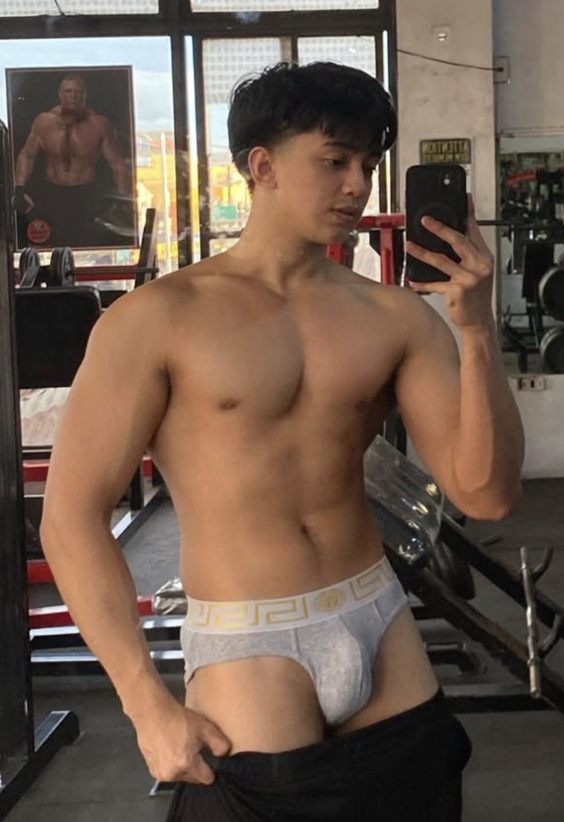 B O Y S R U S 🧨 tweet media