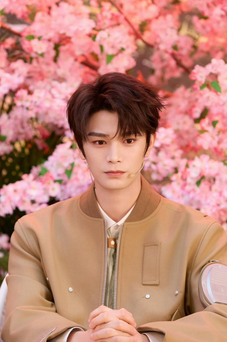 灰鱼Fishwhy tweet media