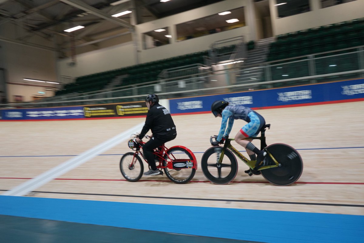 xavierdisley's tweet photo. At 12pm today Jessica Disley will attempt to break the @UCI_cycling Derny Hour Record in Newport, UK.

Bunch race regulations for the rider and UCI moped regs for the derny pacer.

The current record is 52.406km by Adélia Neethling in 2016.

Live stream link below 👇

#hourrecord https://t.co/XSiduYGeJy