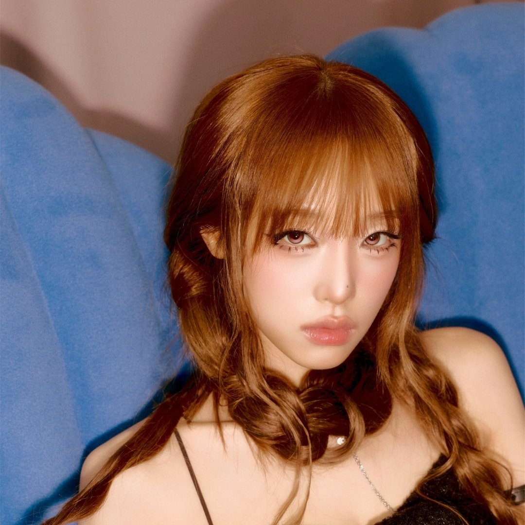 ‘LOVE CATCHER’ by #YENA reaches a new peak of #18 (+13) on the Worldwide iTunes Album Chart.