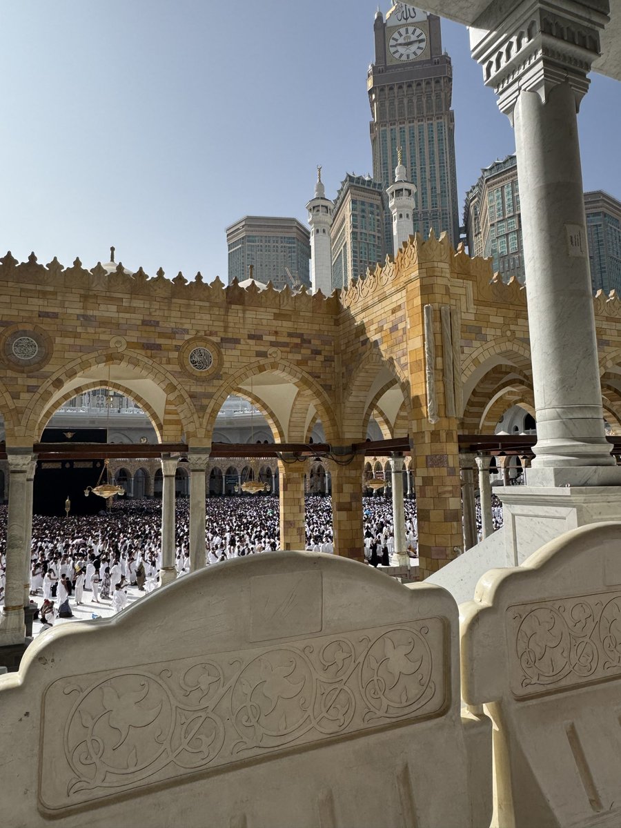 shood844's tweet photo. #ساعه_استجابه طاب اللِّقاء وقرّت الأعيُن وارتوى القلب 
الحمدلله على تمام العمرة ، اللهم اجعلها عمرةٌ مقبولة وسعيًا مشكورًا وذنبًا مغفورًا ودعاءً مستجاباً 🤍 https://t.co/Uo3e4WaI19