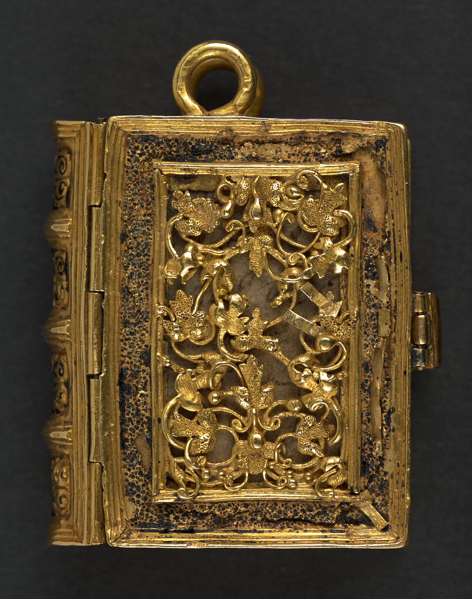 Medieval Manuscripts tweet media