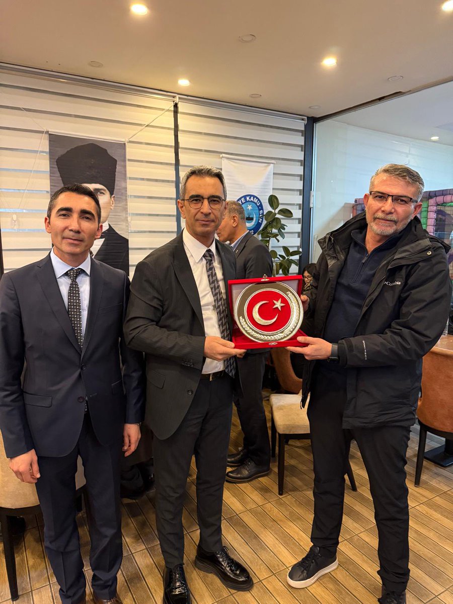 turkegitimsen's tweet photo. TÜRK EĞİTİM-SEN YETKİLİ OLMALIDIR!
https://t.co/aVN6sxGNRO https://t.co/Dnyo0eYOxS