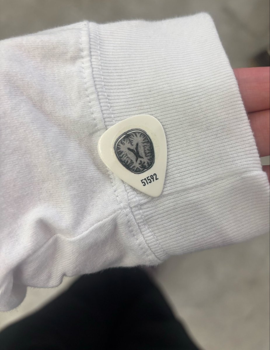 ( ᴖ ͜ ᴖ ) tweet media