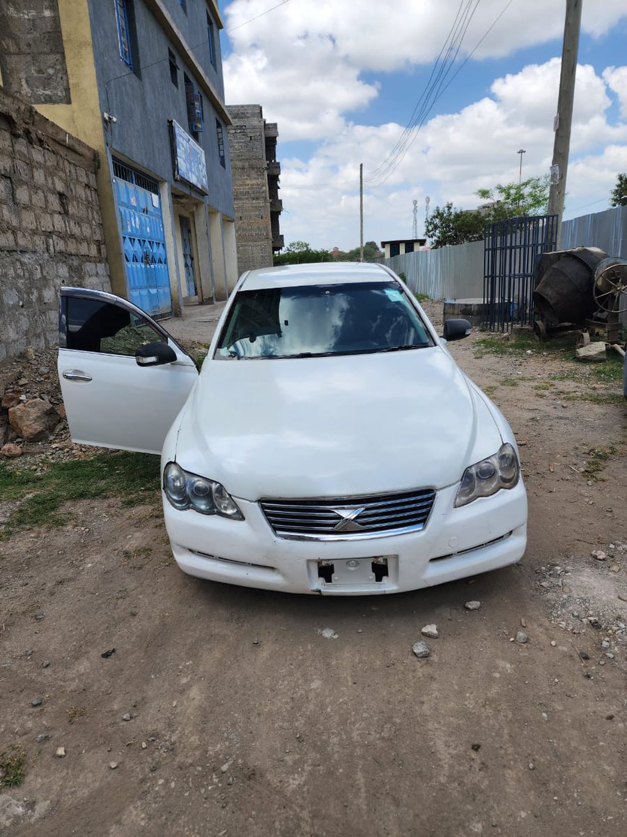Toyota Mark X
2007 model 
2500cc 
V6 Petrol 
600k asking price 
Car in good condition and running 
Location: Mwihoko
Contact; 0769518134