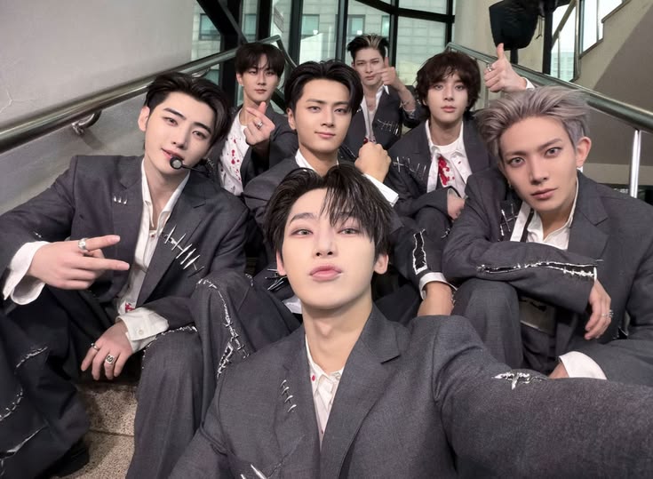 xichreng's tweet photo. @mffyhee @ainerrei DO NOT REWRITE THE FATE OF ENHYPEN
#BEACCOUNTABLE_BELIFT
#ENHYPEN_IS_7 
#HEESEUNG_STAYS https://t.co/vtEvTwYI4x