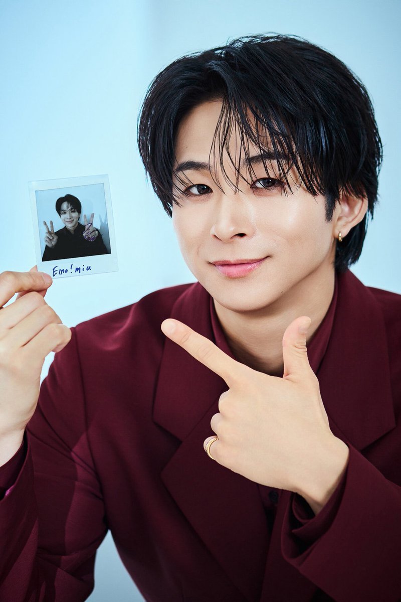 Emo!miu／エモミュー tweet media