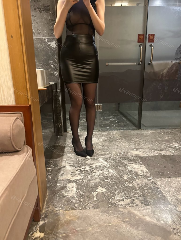 依然范佩西 tweet media