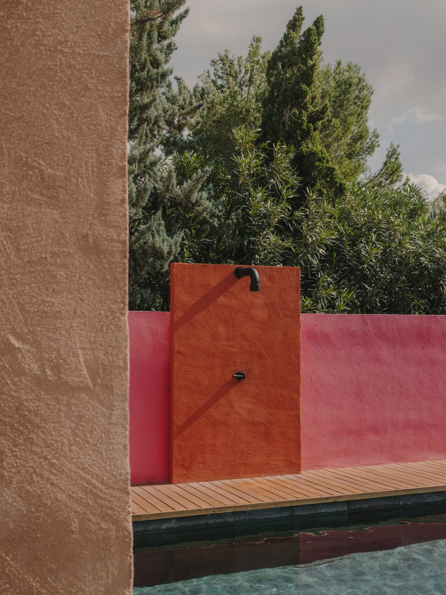 journaldesign's tweet image. Casa da Praia, maison de vacances à Majorque 😎☀️⛱️
Partons pour les Baléares pour le week-end : bit.ly/46UUM0R

#architecture #renovation #interior #holiday #home #colors #Mallorca