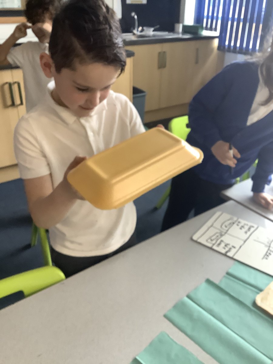 HT_OssettY34 tweet media