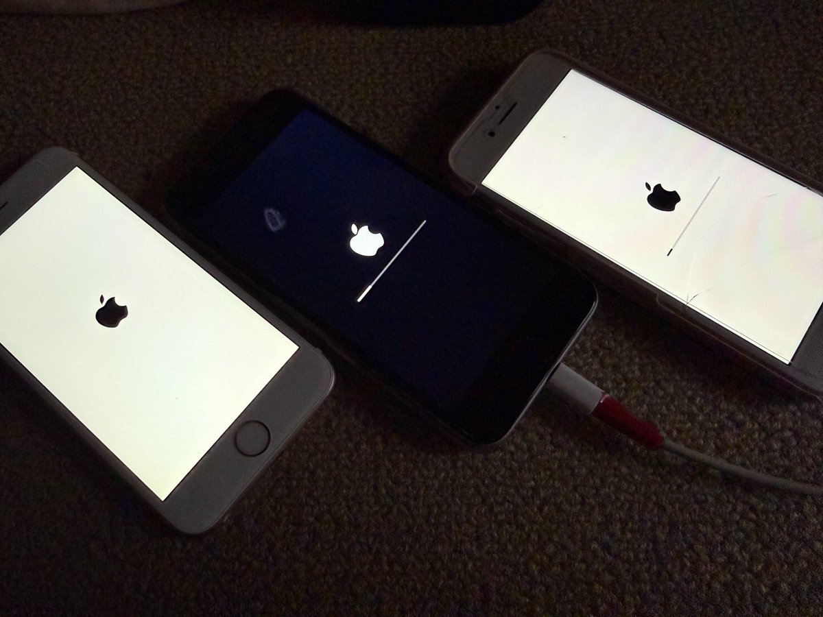 kumahousecom's tweet photo. 【旧iPhone】
旧iPhone📱 iPhone6sやiPhone7などに緊急のセキュリティアップデートがありました🚨
アップデート後のiOSはiOS 15.8.7です
旧iPhone 3台アップデートしました😂
#iOS1587 https://t.co/AlLEwp90ME