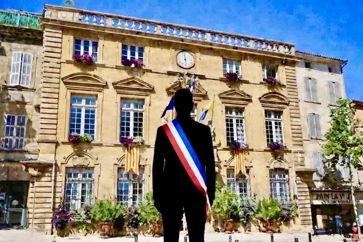 𝗘́𝗟𝗘𝗖𝗧𝗜𝗢𝗡𝗦 𝗠𝗨𝗡𝗜𝗖𝗜𝗣𝗔𝗟𝗘𝗦 :
𝗤𝘂𝗲𝗹 𝗠𝗮𝗶𝗿𝗲 𝗽𝗼𝘂𝗿 𝗦𝗮𝗹𝗼𝗻 ?
#SalonDeProvence #Elections #NicolasIsnard