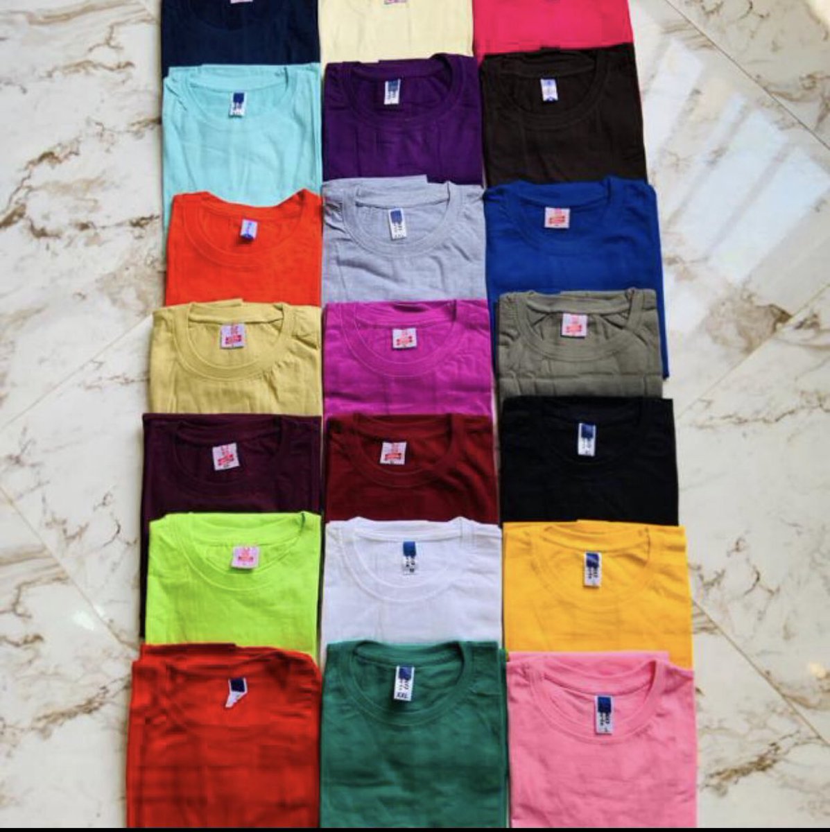 T-shirtfrommakis tweet media