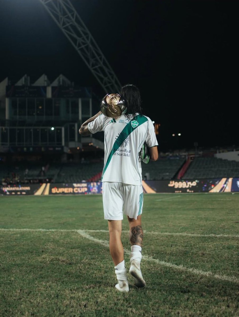 📊 مواجهات الاهلي والقادسية تاريخيًا في جميع المسابقات الرسمية |

🏟 94 مباراة  
🟢 52 فوز للاهلي
🔴 20 فوز للقادسية  
➖ 22 تعادل
⚽️ 151 هدف سجله النادي الاهلي  
⚽️ 87 هدف سجله نادي القادسية
