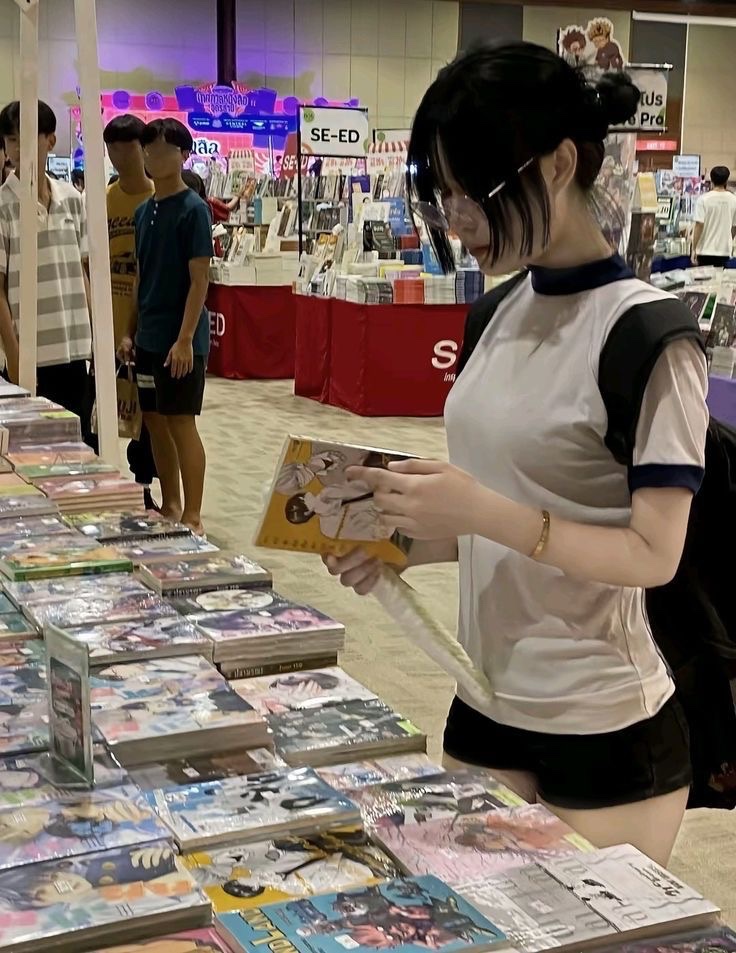 Out Of Context Japan tweet media