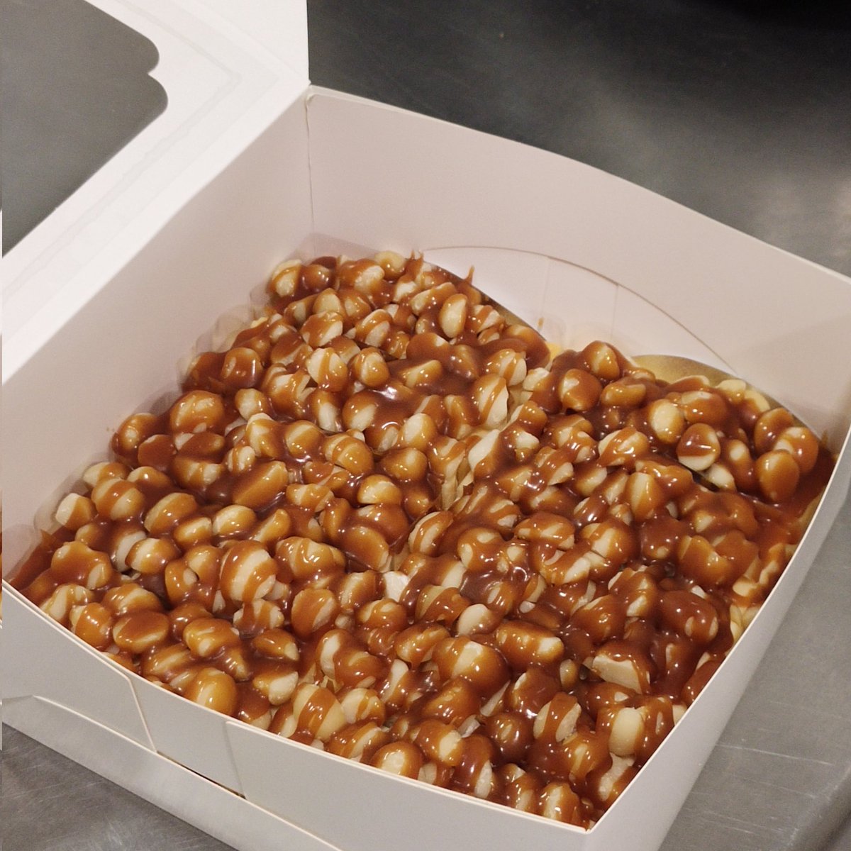 Crescent moon bakery tweet media