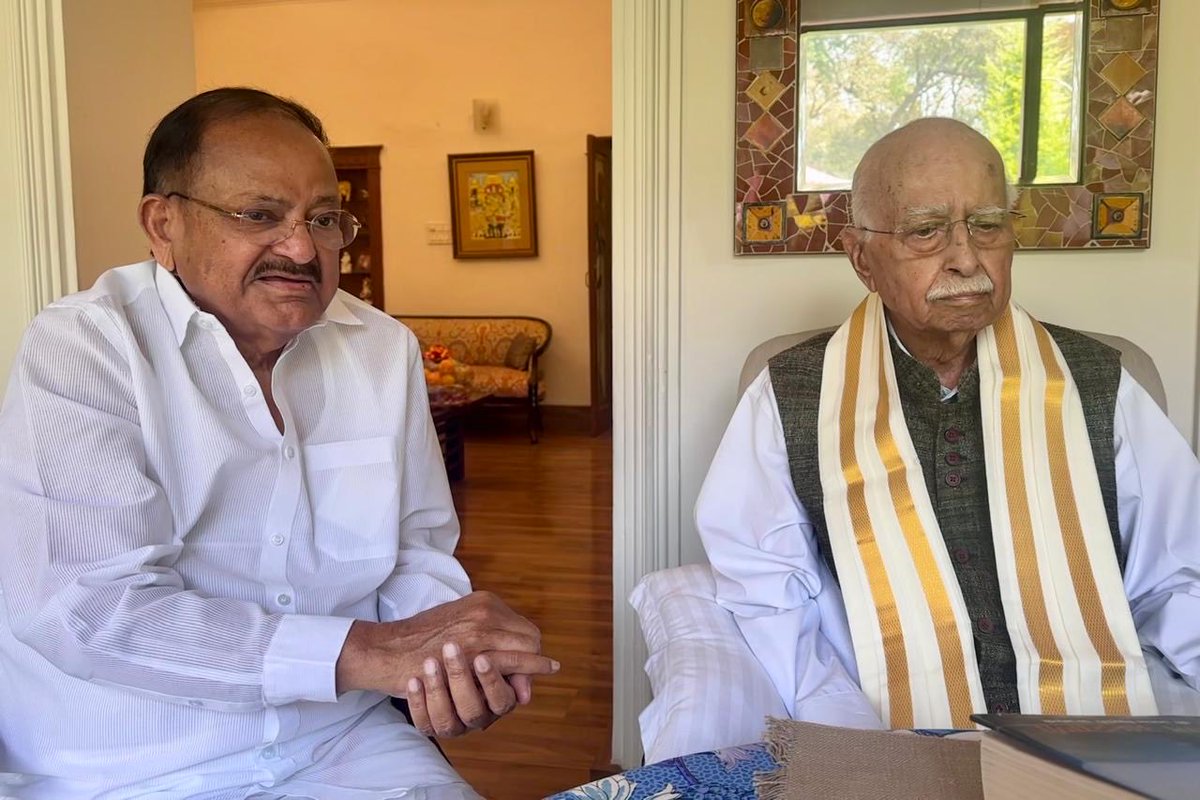 Met my mentor &amp; BJP stalwart, former Deputy Prime Minister, Shri Lal Krishna Advani Ji, at his residence in New Delhi today. Advani ji has had a powerful impact on my journey in public life &amp; was a key figure in shaping my career. Meeting Advaniji, one of the most influential