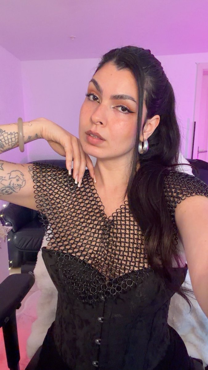 wolfee✨ tweet media