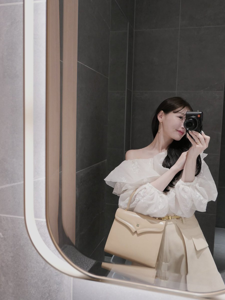 аѕυка tweet media