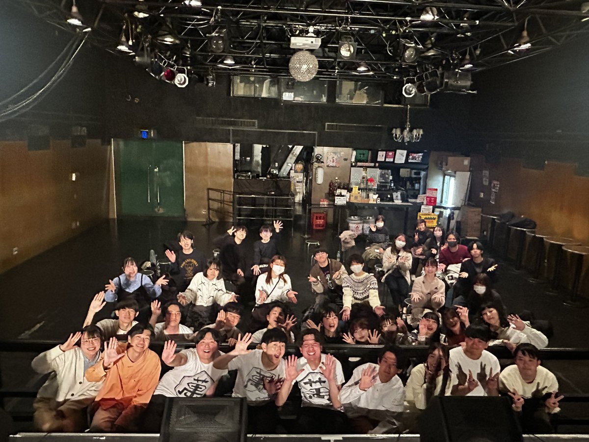kansaincallelas's tweet photo. ━━━━━━━━━━━━━━━━

                 ☆ ライブ終演 ☆

関西インカレ同期バンドラストライブ
                    『 HONA! 』 

みなさんありがとうございました！！🙌

━━━━━━━━━━━━━━━━ https://t.co/P0kATdsXyl