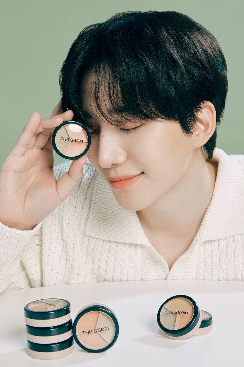 띵동 - 화이트데이를 맞아
더샘이 준비한 달콤한 선물 도착 🍬

사탕처럼 달달한 분위기의 
더샘 글로벌 앰버서더 이준호님의 사진이 도착하였습니다💌

보기만 해도 당 충전되는
달콤한 화이트데이 보내세요 🤍

#더샘 #THESAEM #이준호 #LEEJUNHO