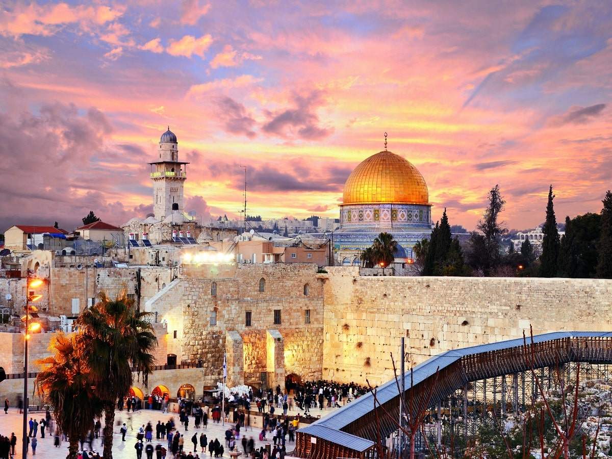 راه قدس از کربلا و کربلا از راه قدس می‌گذرد؛ پیوندی ناگسستنی به نام ایران...
#ایران_بیت_المقدس
#قدس_وعده_صادق