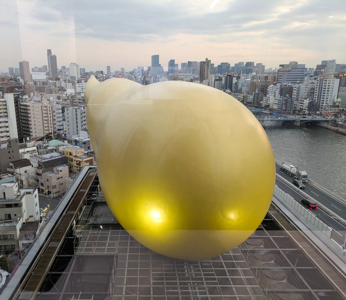 ビール女子 tweet media