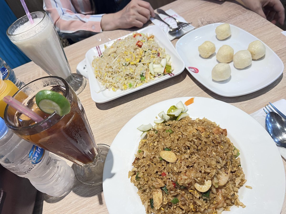 brownieslumer tweet media