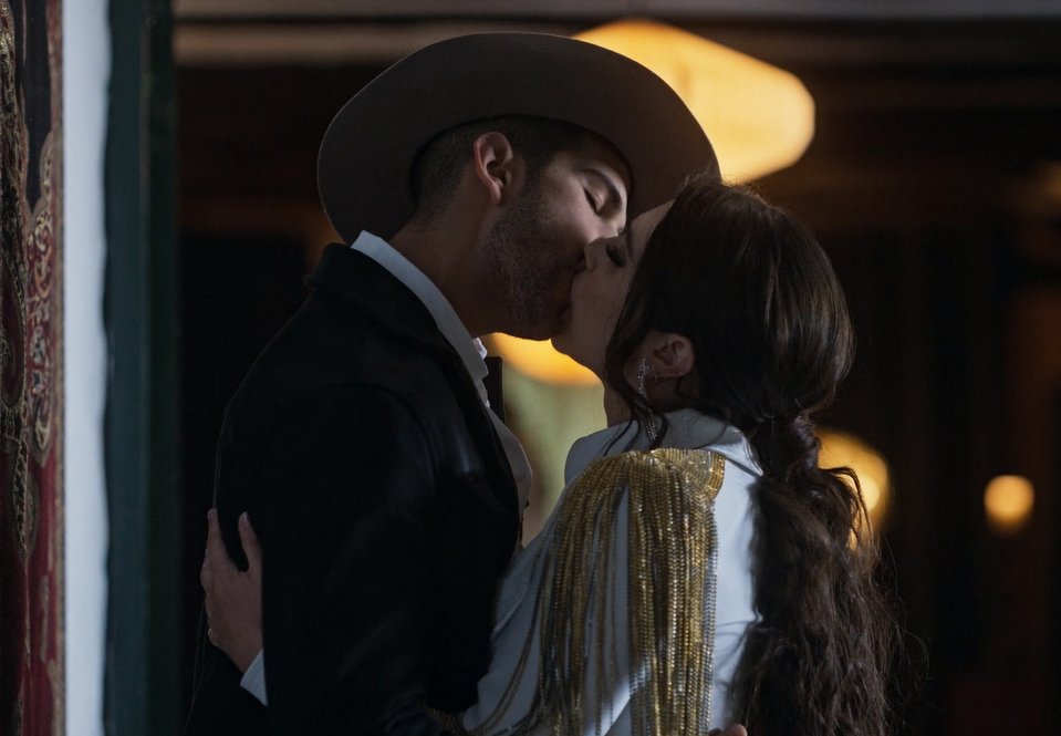 PasdeGavilanes's tweet photo. #PasiónDeGavilanes2 #PDG58 Rosario ve renacer sus esperanzas con Juan David. https://t.co/SZ8grCF1Bz