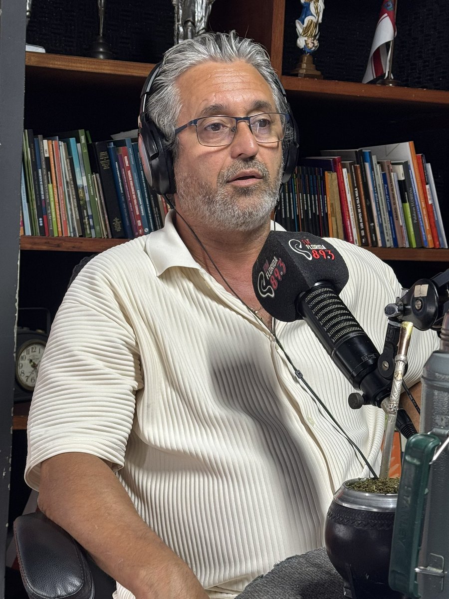 tvflorida's tweet image. Ya estamos en vivo con la entrevista al edil del Frente Amplio, Fabiel González. 

#TEMA: Nueva Terminal en Florida y la mirada de la oposición. 
Ya x FM 89.3 📻 - TVF 📺 

📡Además a través de Facebook y Youtube