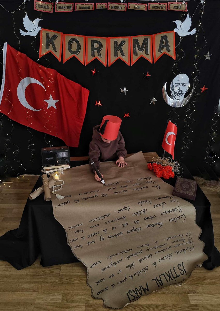 MusMilliEgitim1's tweet photo. Minik yüreklerden büyük bir vefa… 🇹🇷
Bal Peteği Anaokulumuzda, 12 Mart İstiklal Marşı’nın Kabulü ve Mehmet Âkif Ersoy’u Anma Günü anlamlı etkinliklerle yad edildi.
#12Mart
📍Balpeteği Anaokulu
@tcmeb
@Yusuf__Tekin
@TCMusValiligi
@Valiavnicakir
@akadiraltay47 https://t.co/aTzlogCoXz