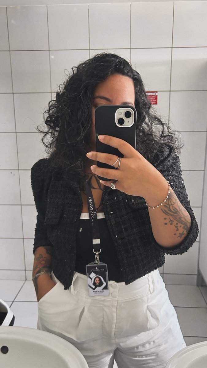 gatinha_manhosa tweet media