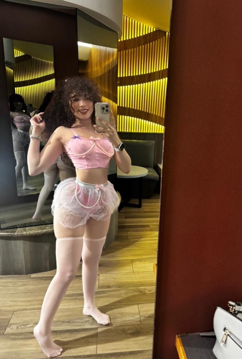 Julia Bernal tweet media