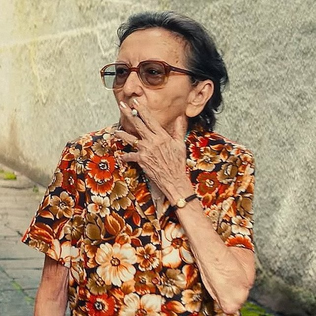 sboficial's tweet photo. Tânia Maria é aclamada pelo The Hollywood Reporter:

"A prática de escalar atores não profissionais revelou talentos como Tânia Maria em O Agente Secreto."