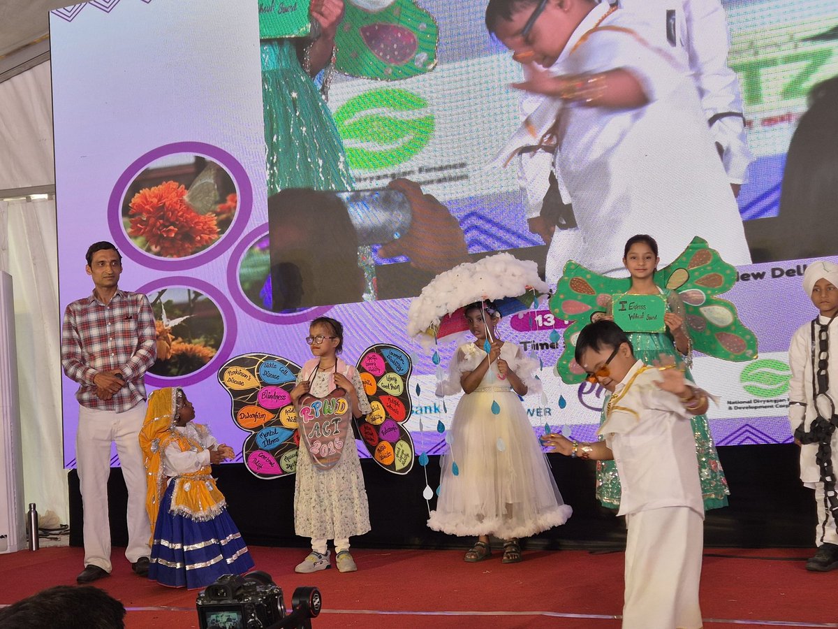 yogeshvermaadv's tweet photo. MCD Divyang students delivered an inspiring performance at Purple Fest 2026 today at Amrit Udyan, Rashtrapati Bhavan, celebrating talent, confidence, and the spirit of inclusion.
#PurpleFest2026 #DivyangStudents #MCD #InclusiveEducation https://t.co/IKYCd70vWd