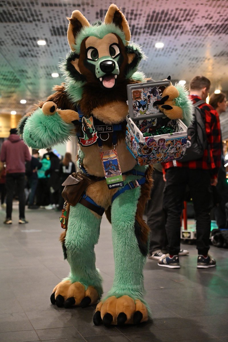 Coby (and Ruvi the Mint Fox) tweet media