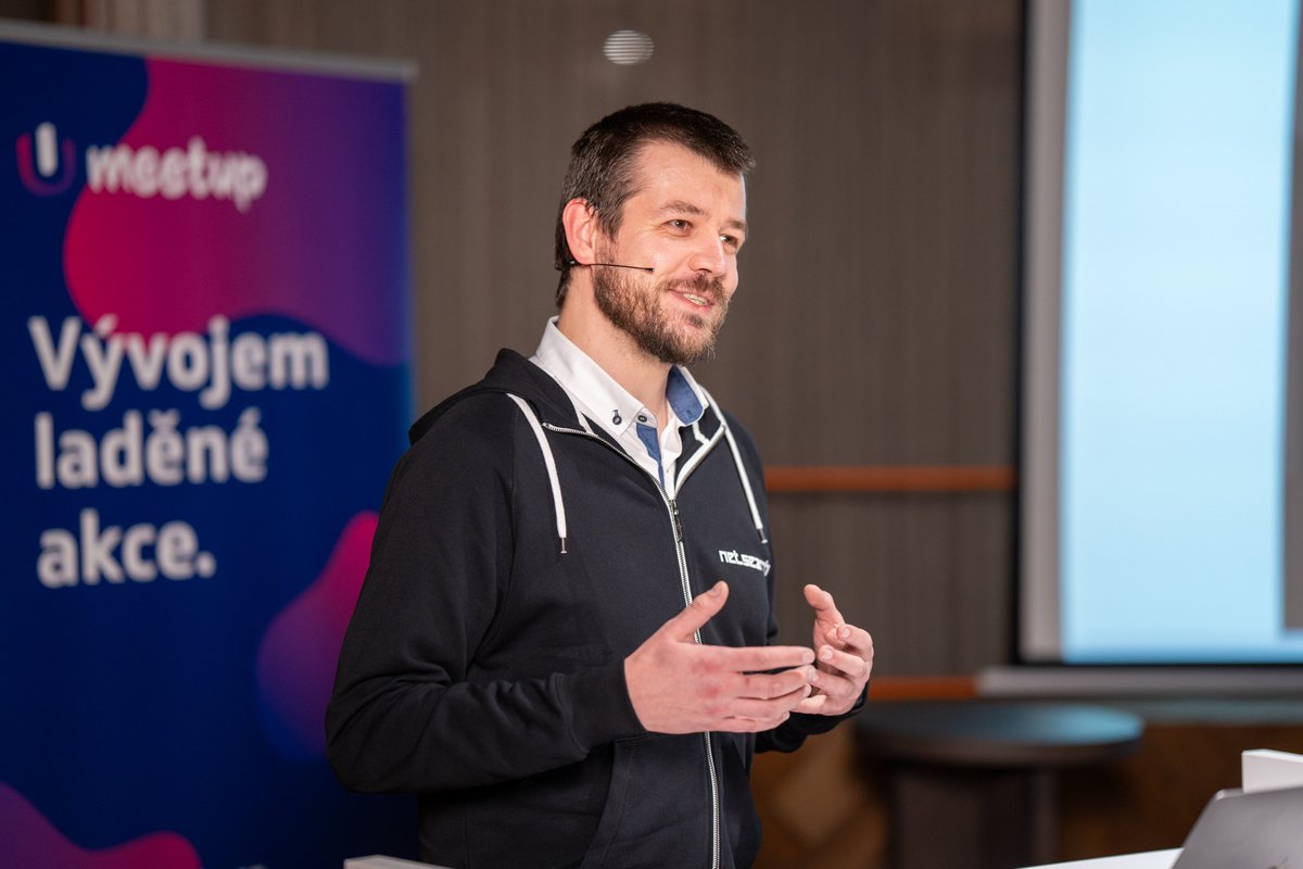 MeetUpdate tweet media
