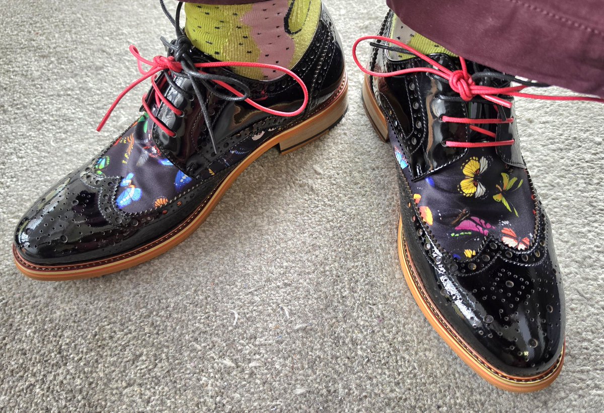 elitistreview's tweet photo. We've got new formal shoes. The first are @LomsterCode's the second mine. They are raw sex, i tell you! We will look beyond fabulous whether we wear these with our purple, red or dark blue suits. Raw sex - yeah! https://t.co/aPagcBPkXR