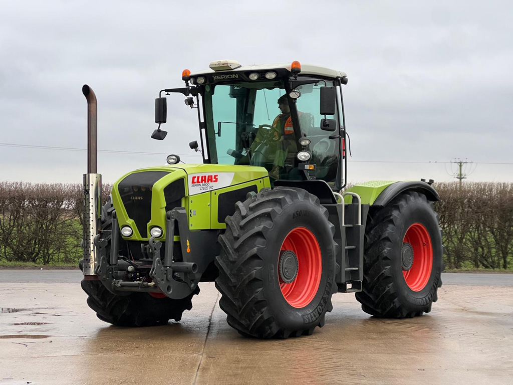 Doubleday Group tweet media