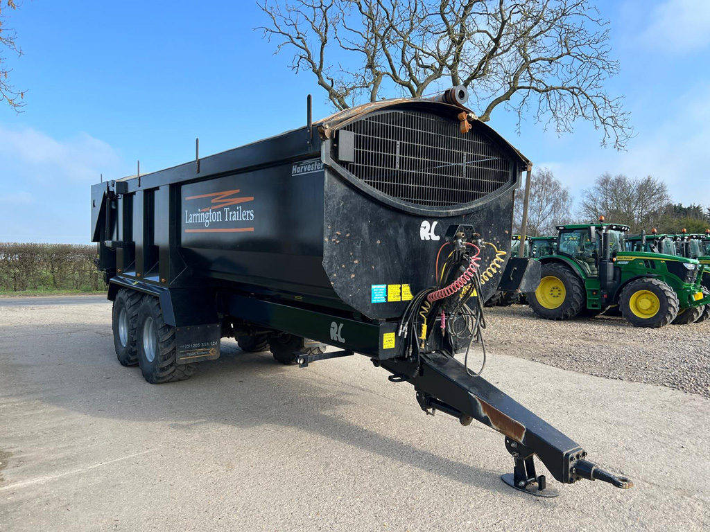 Doubleday Group tweet media