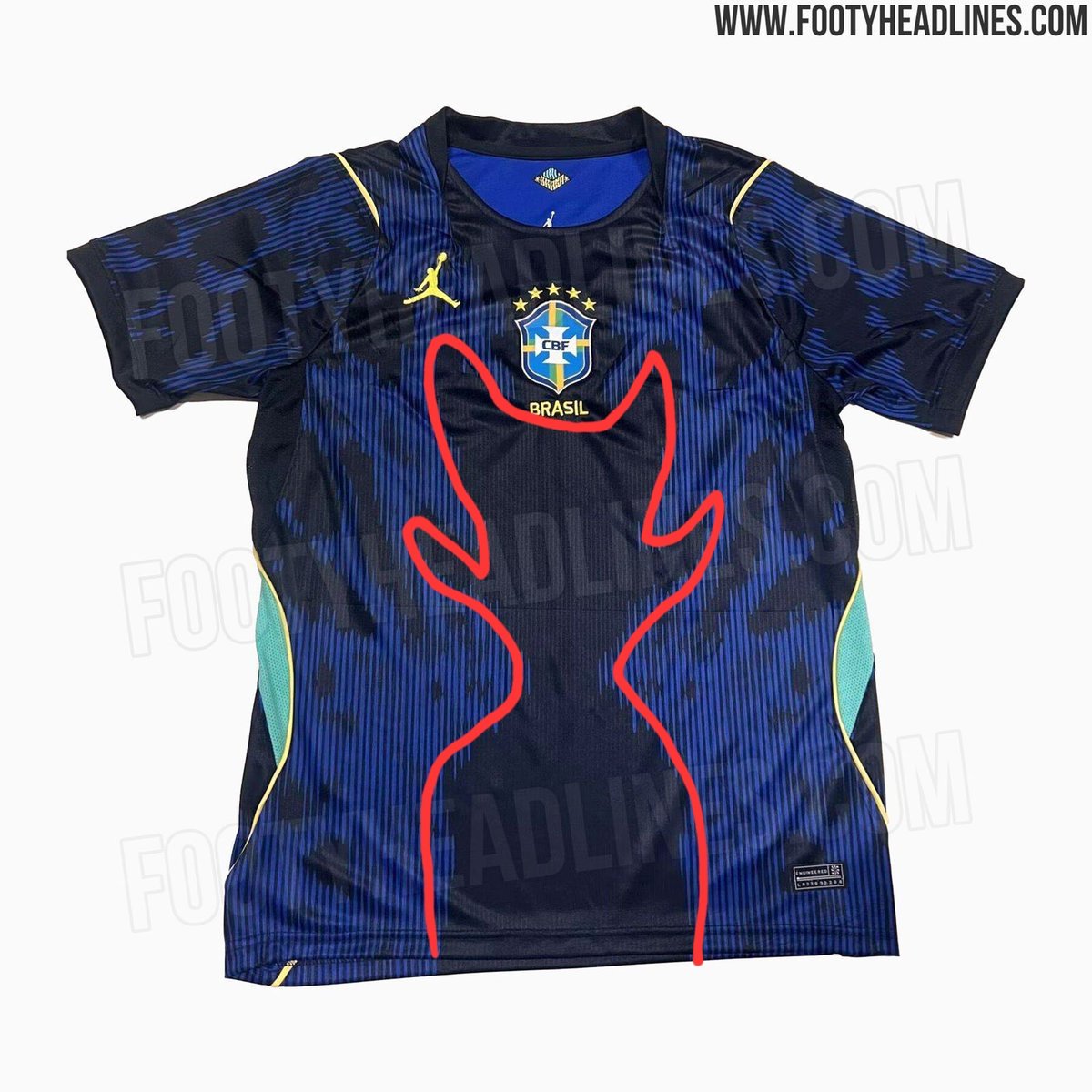 gugamonstro169's tweet photo. @DataFutebol Ninguém percebeu que tem um demônio nessa camisa!!!?? https://t.co/kpdfJrQSib