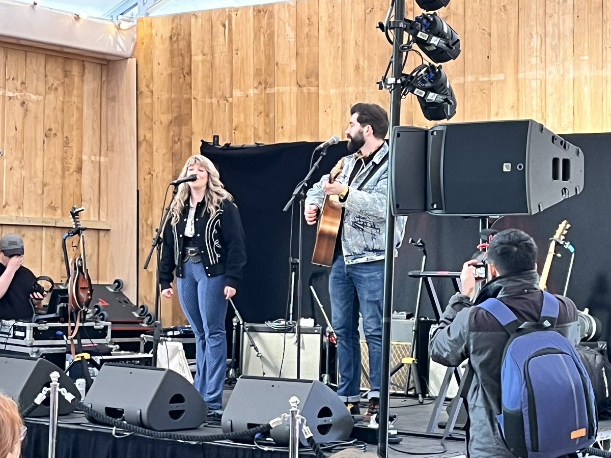 simon crosse tweet media