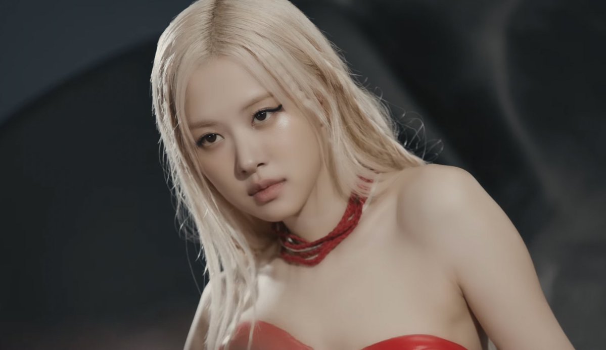 rosie (@roseannepics) on Twitter photo 