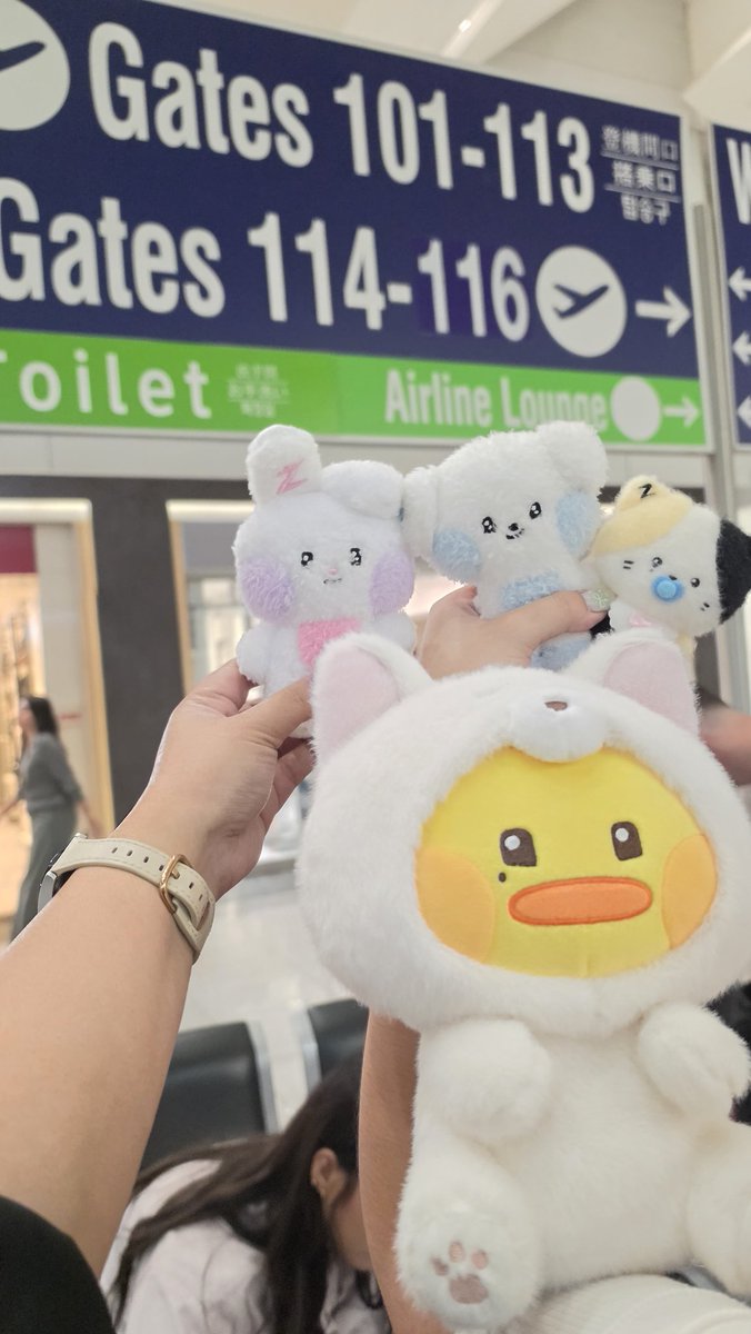 lulu ⟭⟬ 🐧🌹 tweet media