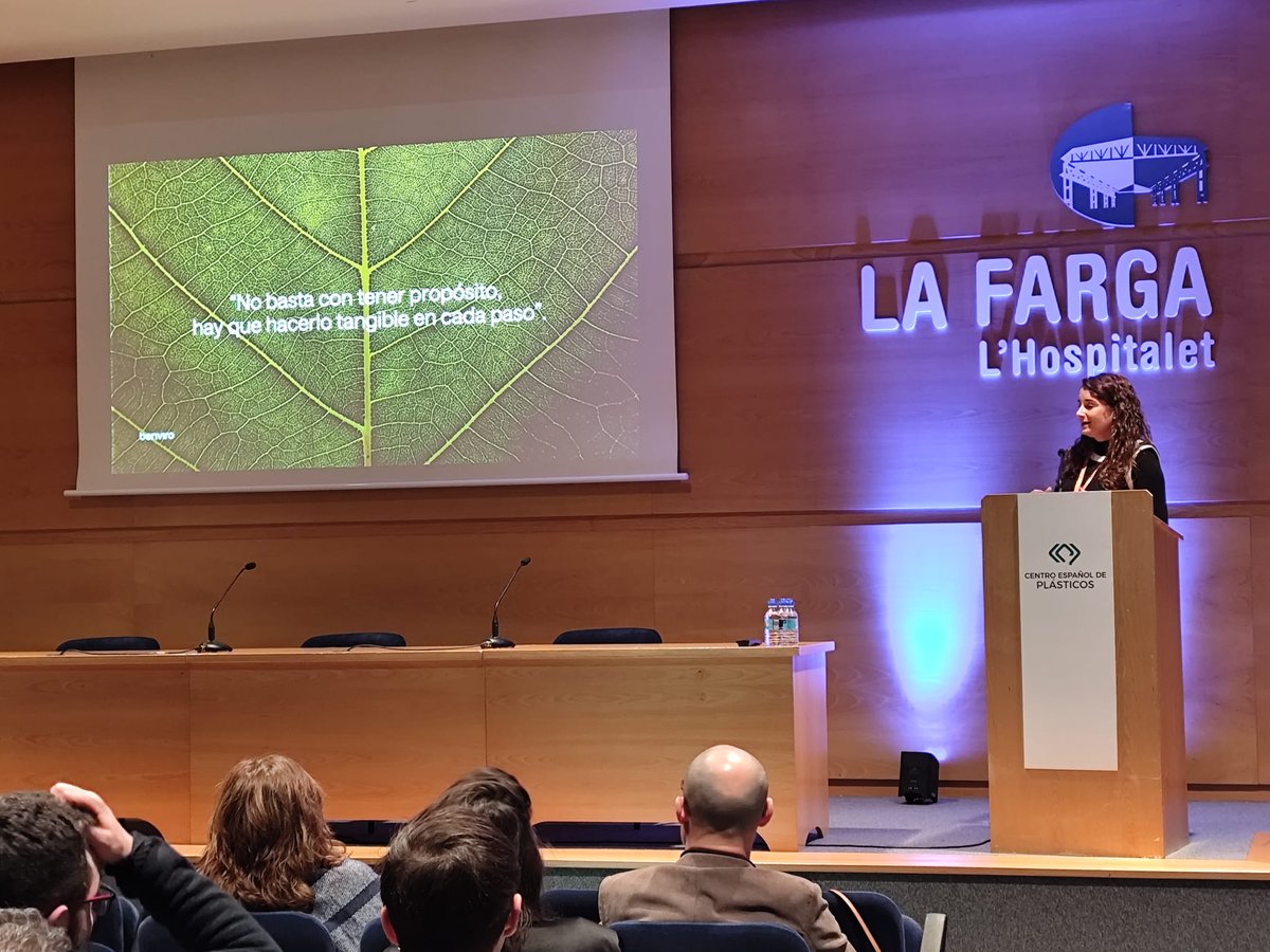 Clúster MAV tweet media