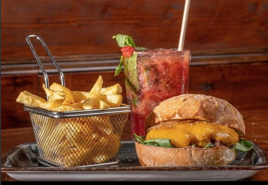 VisitSitges tweet media