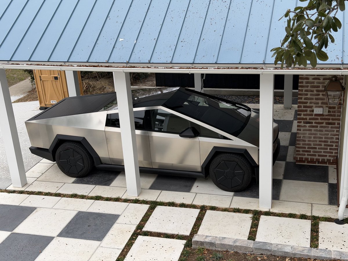 ShutterDoug tweet media