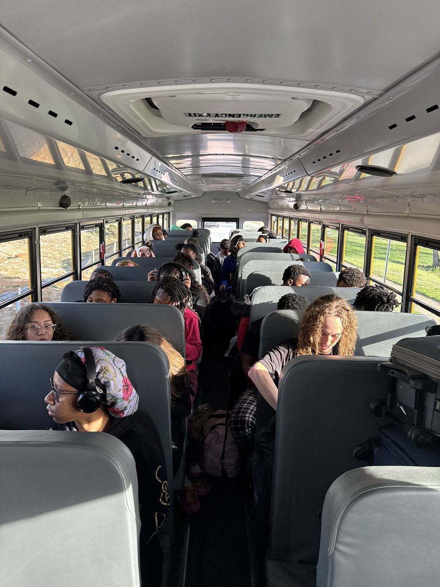 Lavergne Track and Field tweet media