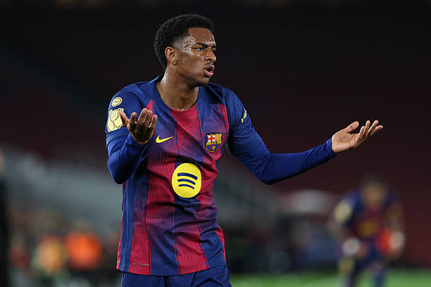 Being frustrated with Balde’s development and the clear gaps in his game, especially in the final third, is completely fair. But considering selling him? Come on, that’s a ridiculous idea. 

If every club gave up on their talents at 22 because they are not developing well, hardly